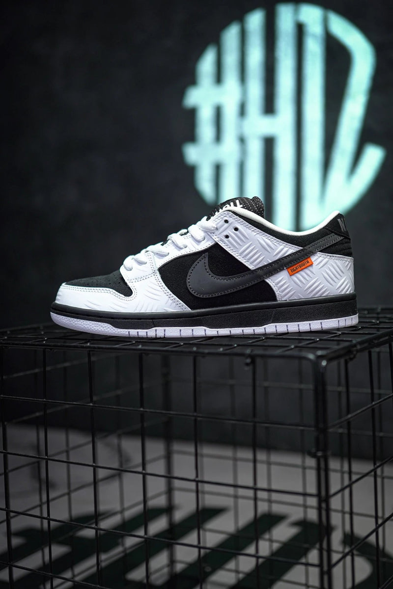 TIGHTBOOTH x Nike SB Dunk Low Black & White