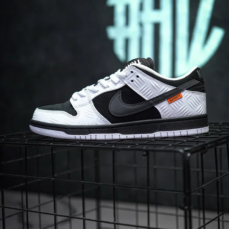 TIGHTBOOTH x Nike SB Dunk Low Black & White