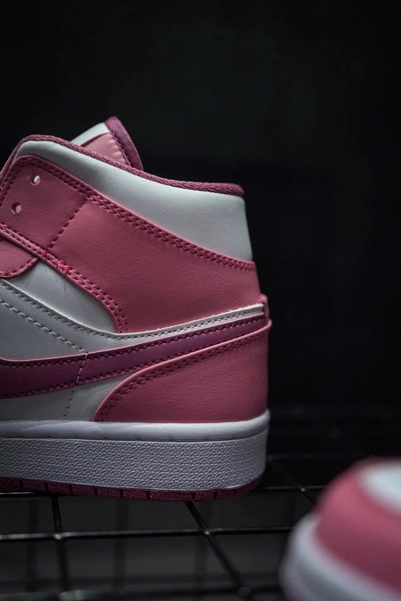 Jordan 1 Mid Pink & Branco