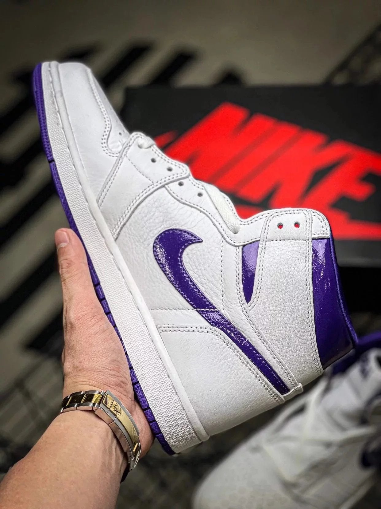 Jordan 1 High OG "Court Purple"