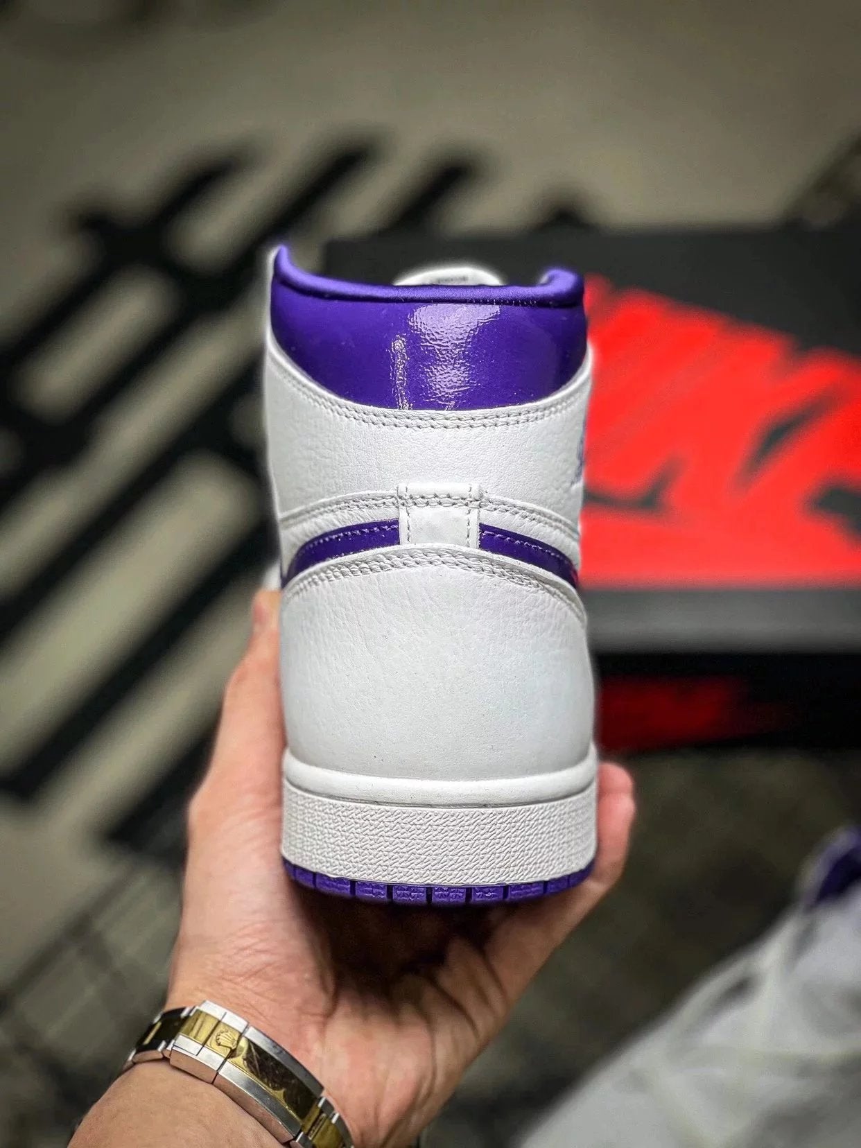Jordan 1 High OG "Court Purple"
