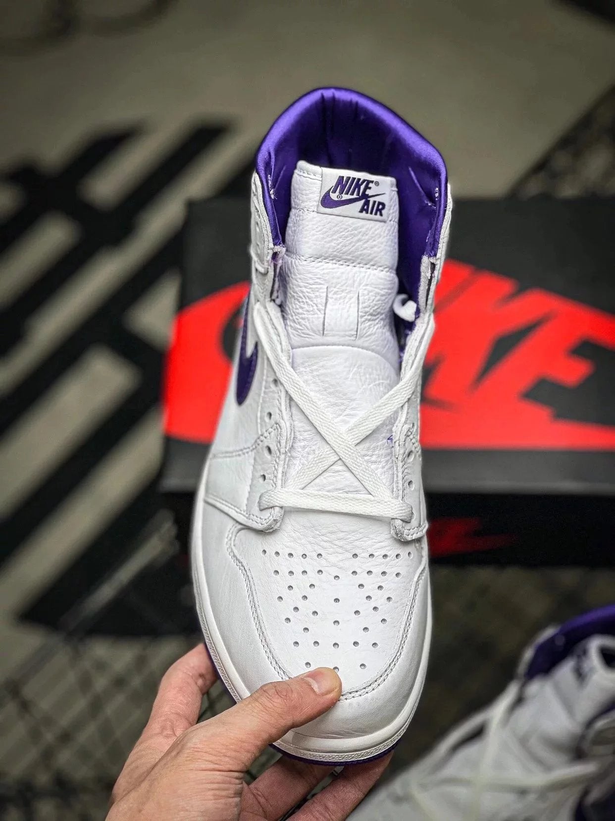 Jordan 1 High OG "Court Purple"