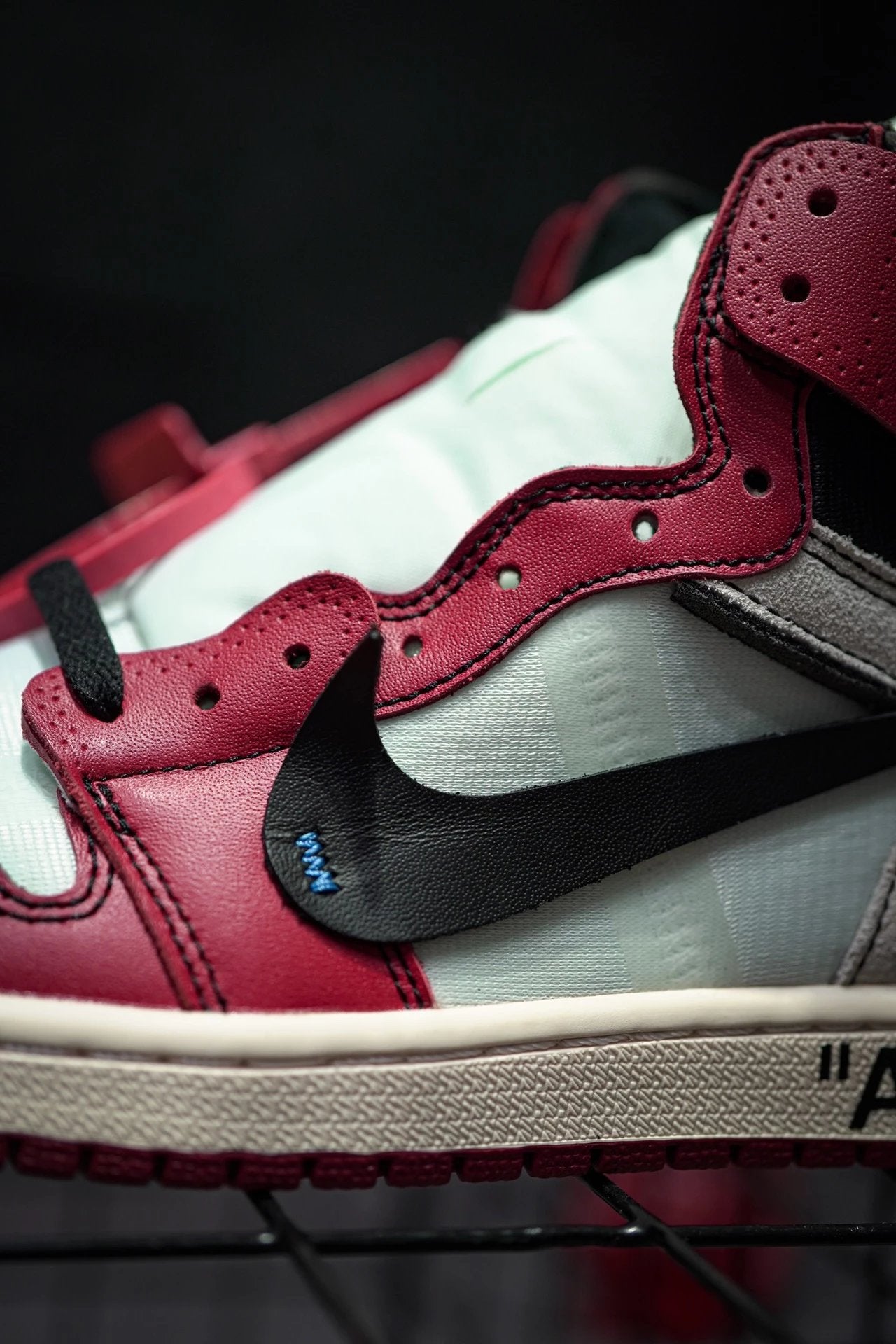 OFF-White x Air Jordan 1 High The Ten Chicago