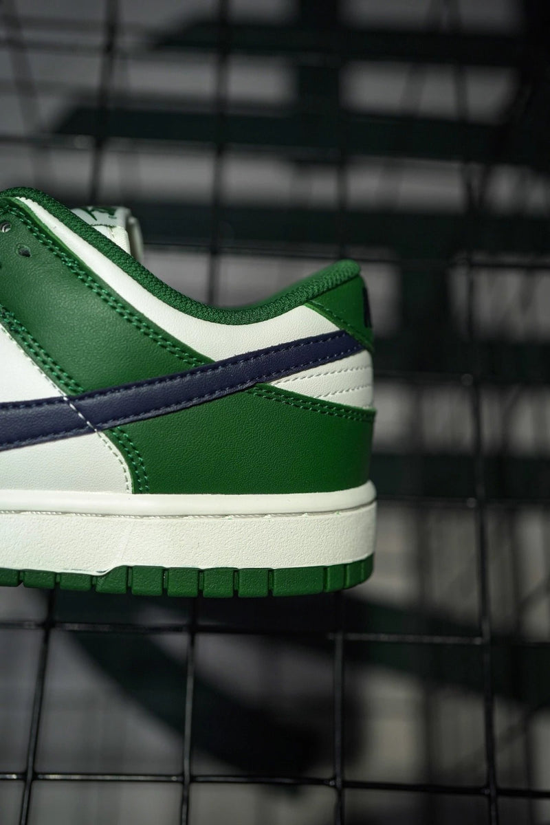 Dunk Low "George Green Midnight Navy"