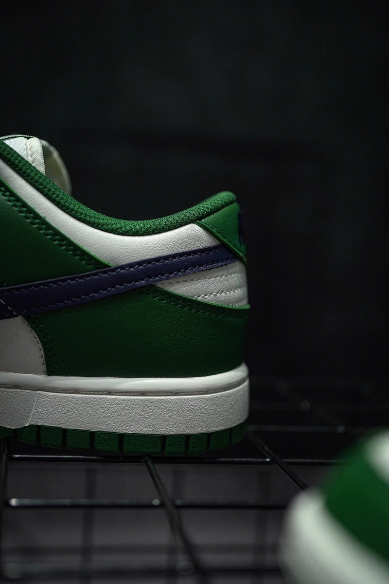 Dunk Low "George Green Midnight Navy"