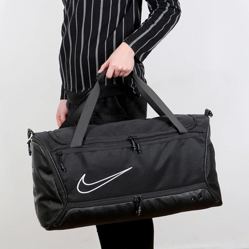 Bolsa esportiva esportiva com um ombro e mão, Nike