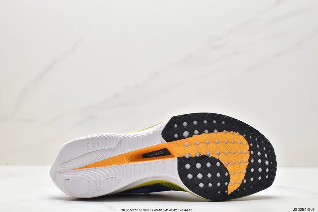 Nike ZoomX Vaporfly Next% 3