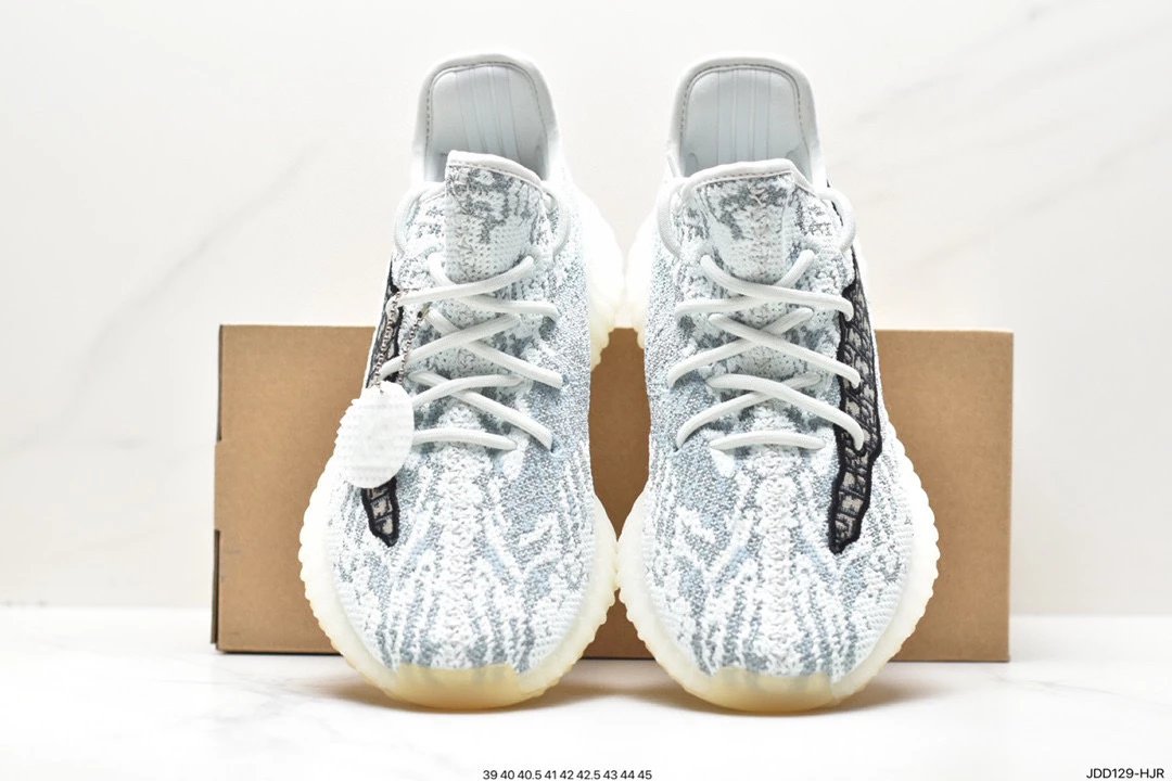 Adidas Yeezy Boost DIO 350 V2 Edition Versátil