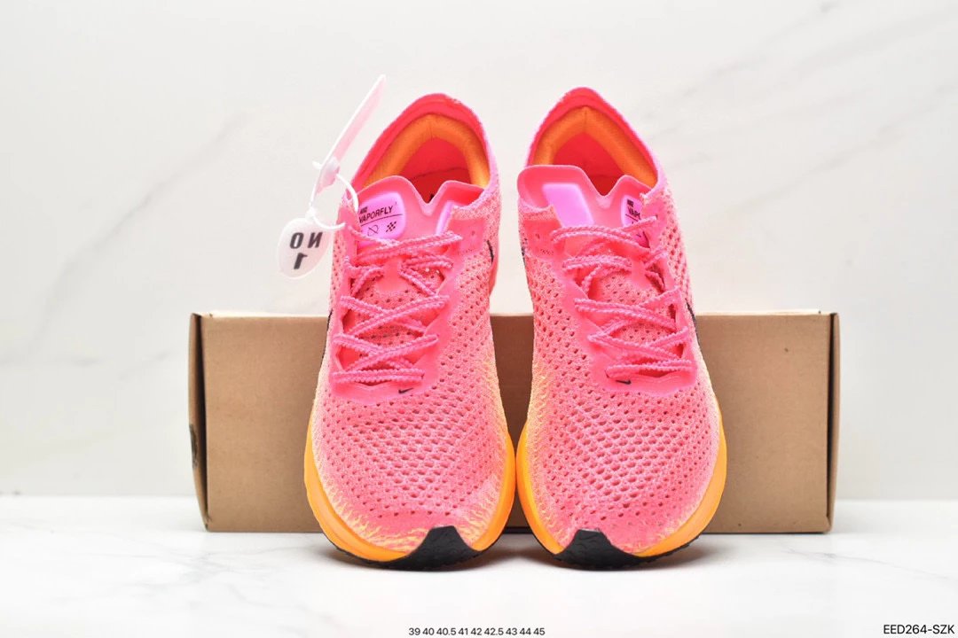 Nike ZoomX Vaporfly Next% 3