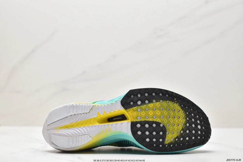 Nike ZoomX Vaporfly Next% 3