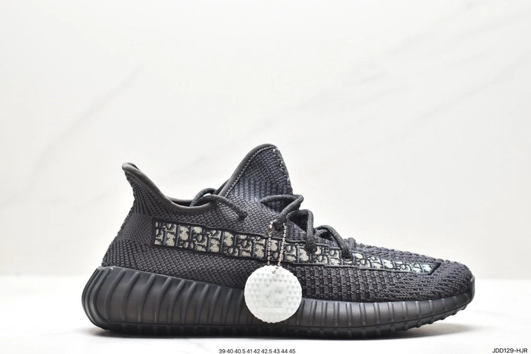Adidas Yeezy Boost DIO 350 V2 Edition Versátil