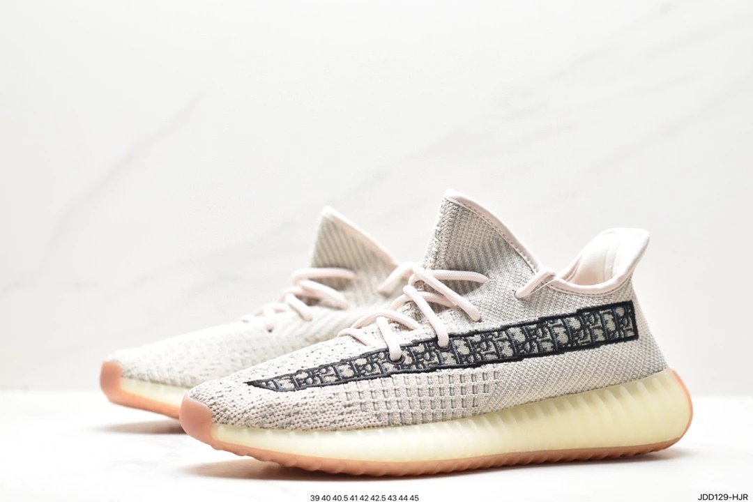 Adidas Yeezy Boost DIO 350 V2 Edition Versátil