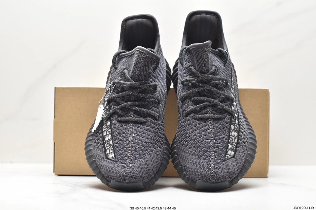 Adidas Yeezy Boost DIO 350 V2 Edition Versátil