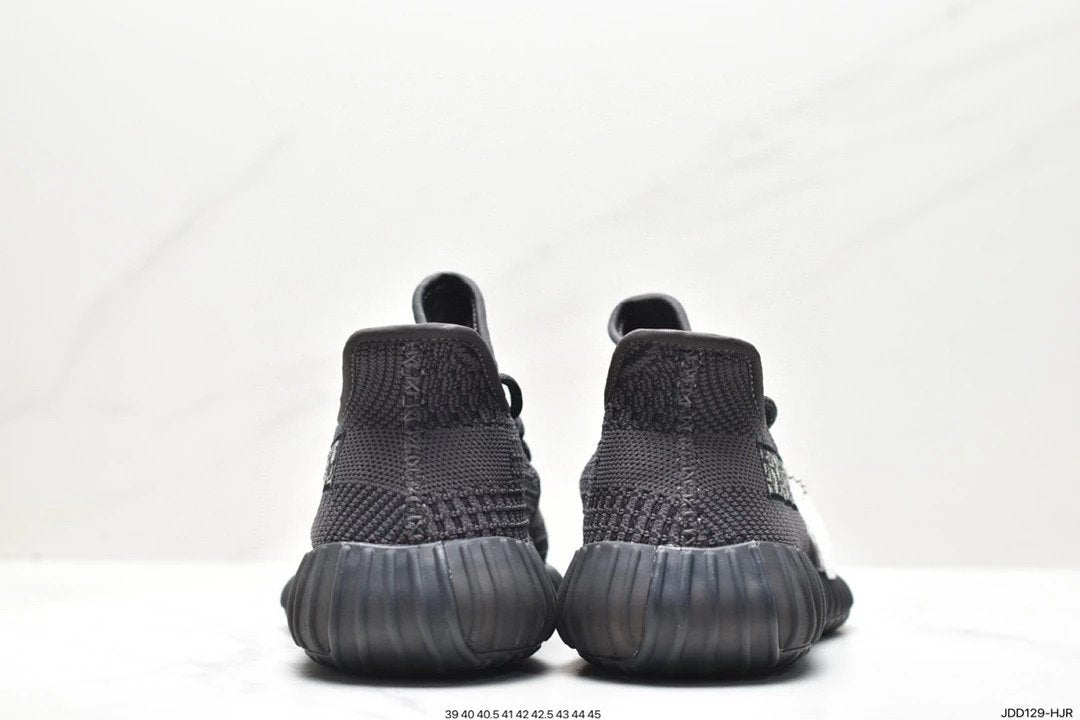 Adidas Yeezy Boost DIO 350 V2 Edition Versátil