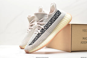 Adidas Yeezy Boost DIO 350 V2 Edition Versátil