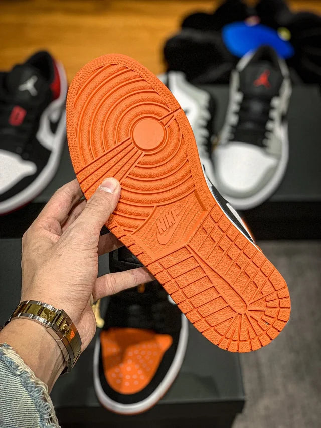 Cópia de Jordan 1 Mid SE Patent Blend