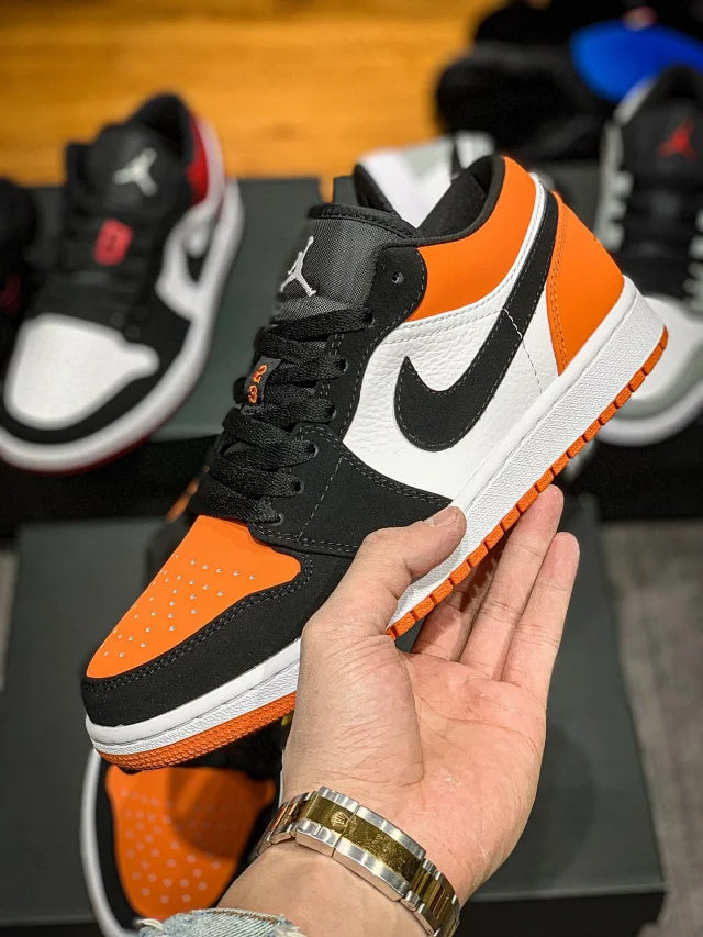 Cópia de Jordan 1 Mid SE Patent Blend