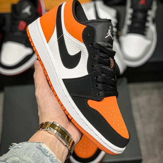 Cópia de Jordan 1 Mid SE Patent Blend