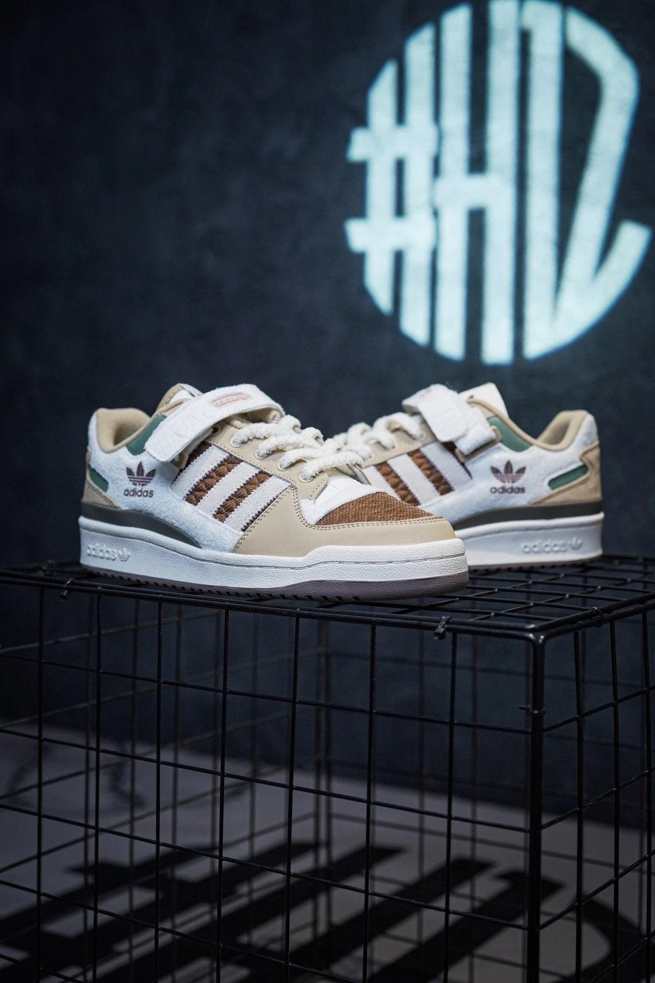 Adidas Forum Low Brown & Pinha de Neve Branca