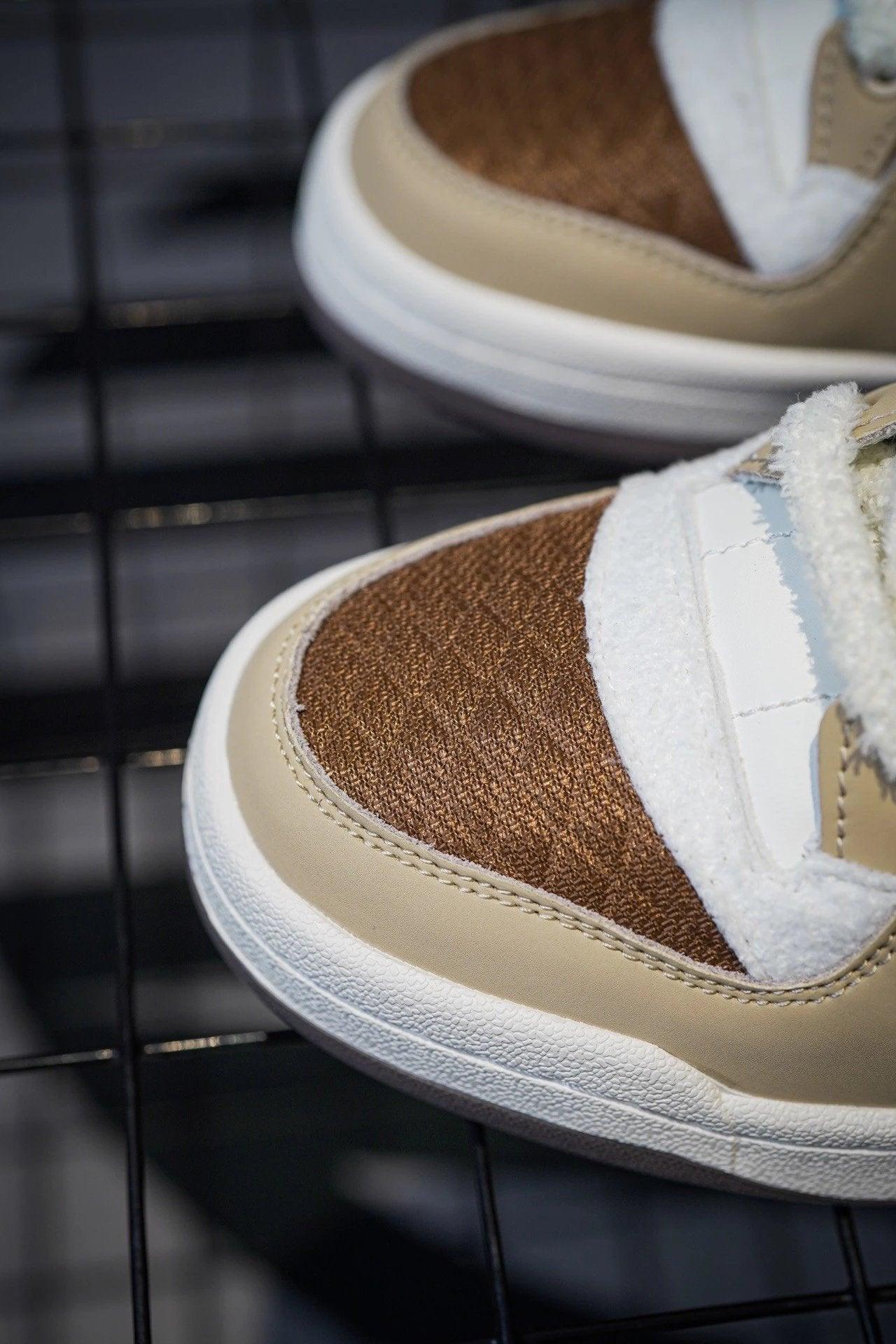 Adidas Forum Low Brown & Pinha de Neve Branca