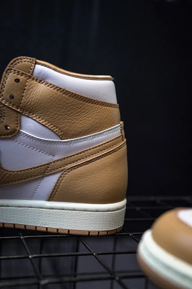 Jordan 1 High OG "Praline" White Brown