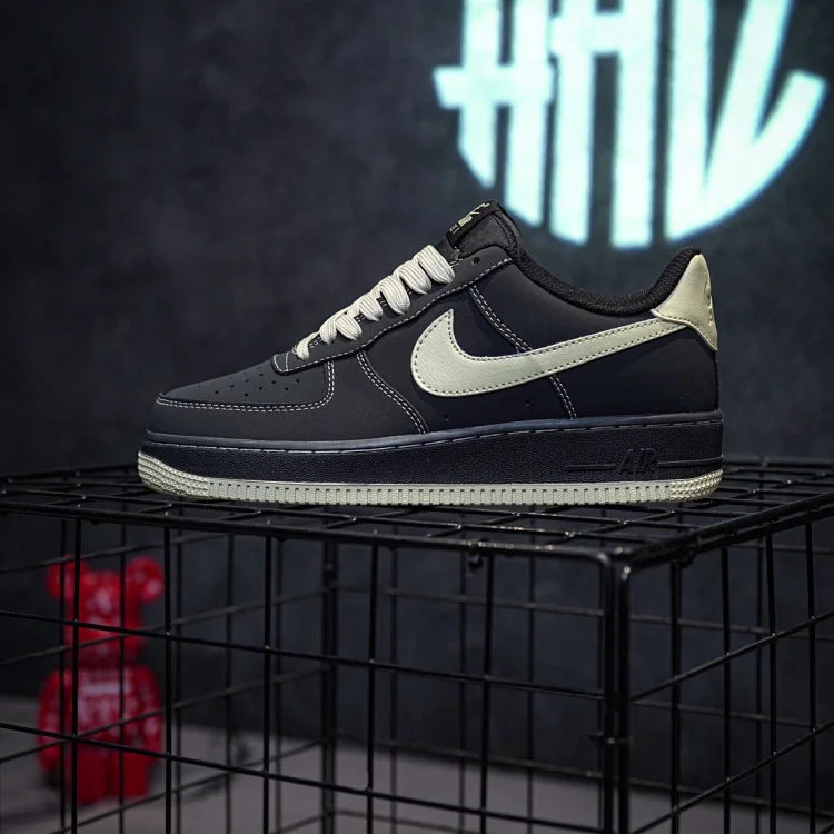 Nike Air Force 1 Low Black Gold