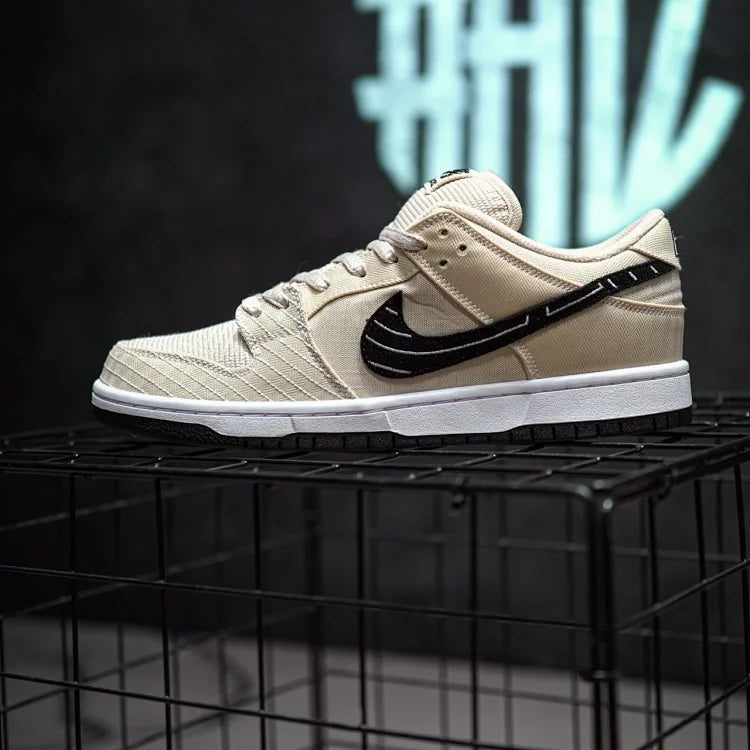 AIbino &Preto x Nike SB Dunk Low "Branco Pérola"