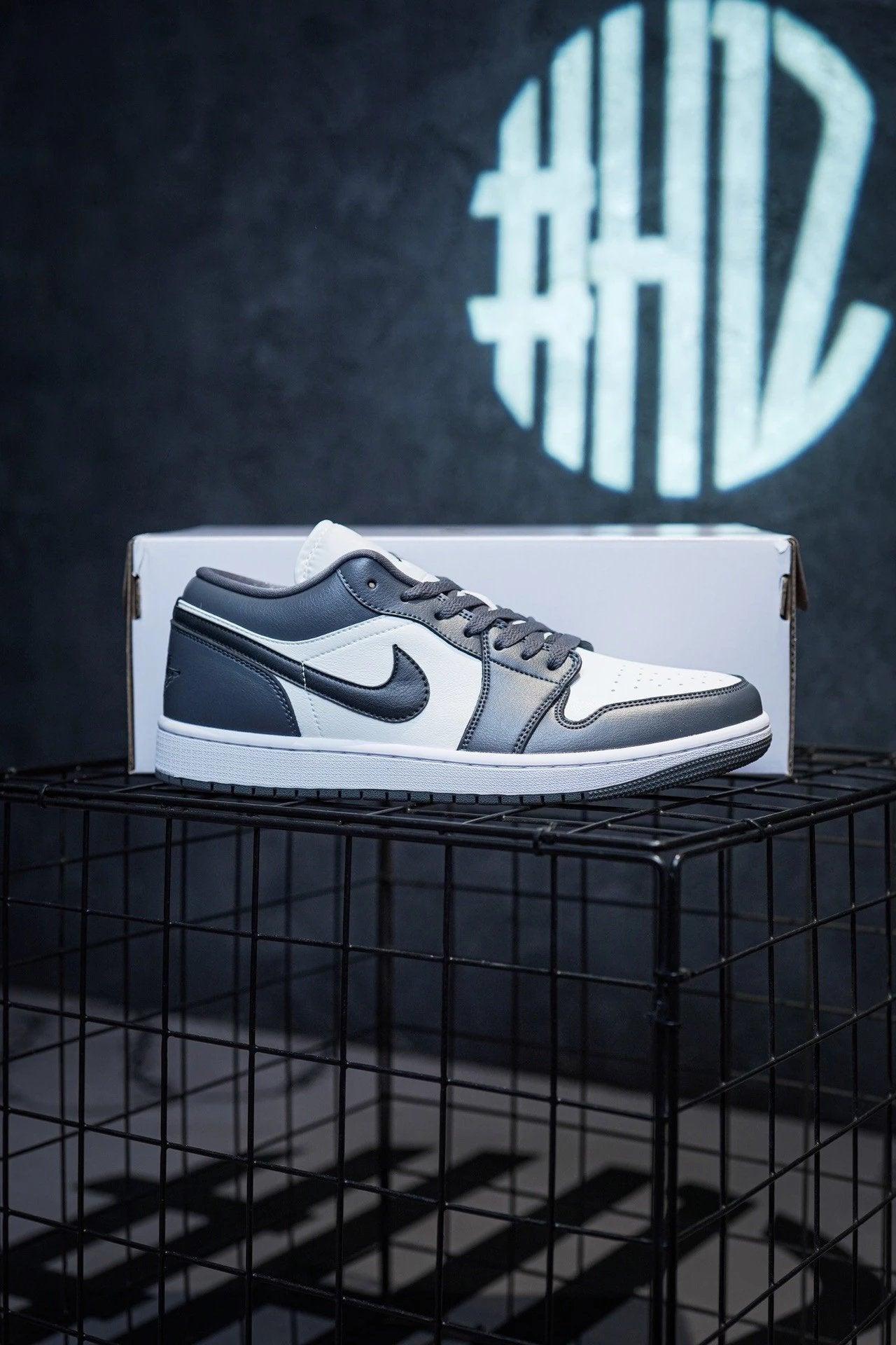 Air Jordan 1 Low Dark Gray