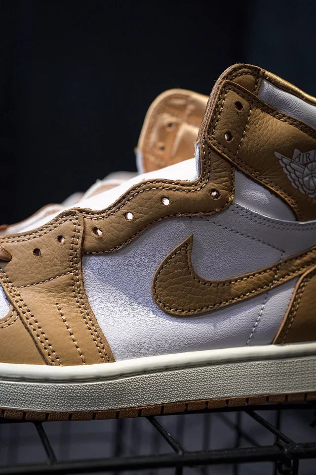 Jordan 1 High OG "Praline" White Brown