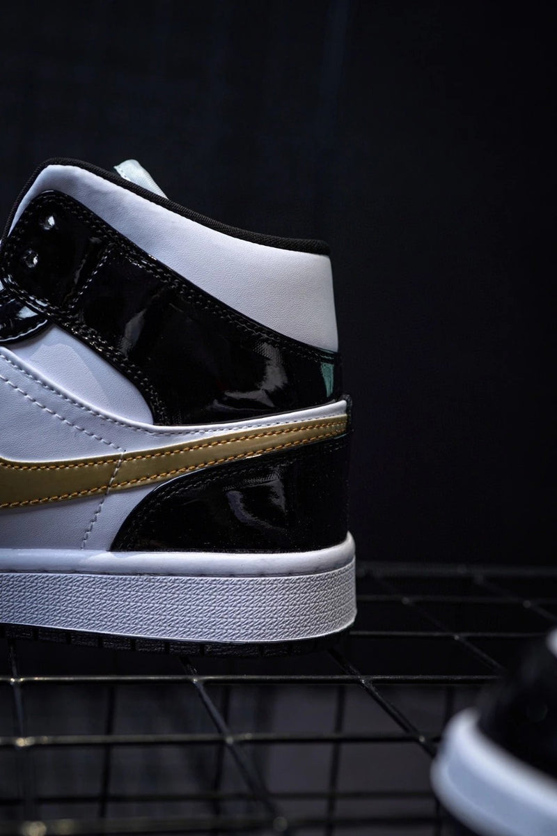 Jordan 1 Mid Black Gold