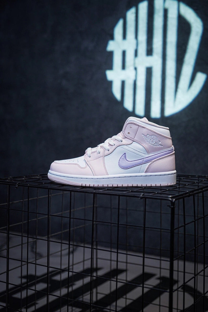 Jordan 1 Mid Pink Purple