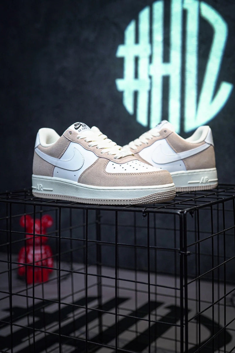 Nike Air Force 1 Low White Brown Suede