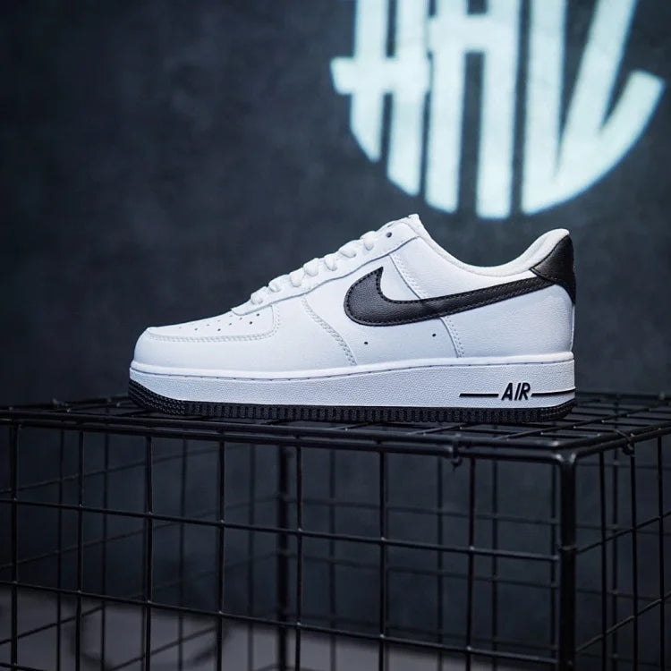 Nike Air Force 1 Low White & Black Hook