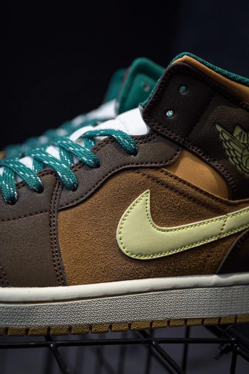 Jordan 1 Mid "Cacao Wow" Brown & Green