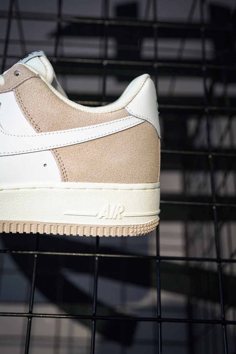 Nike Air Force 1 Low White Brown Suede