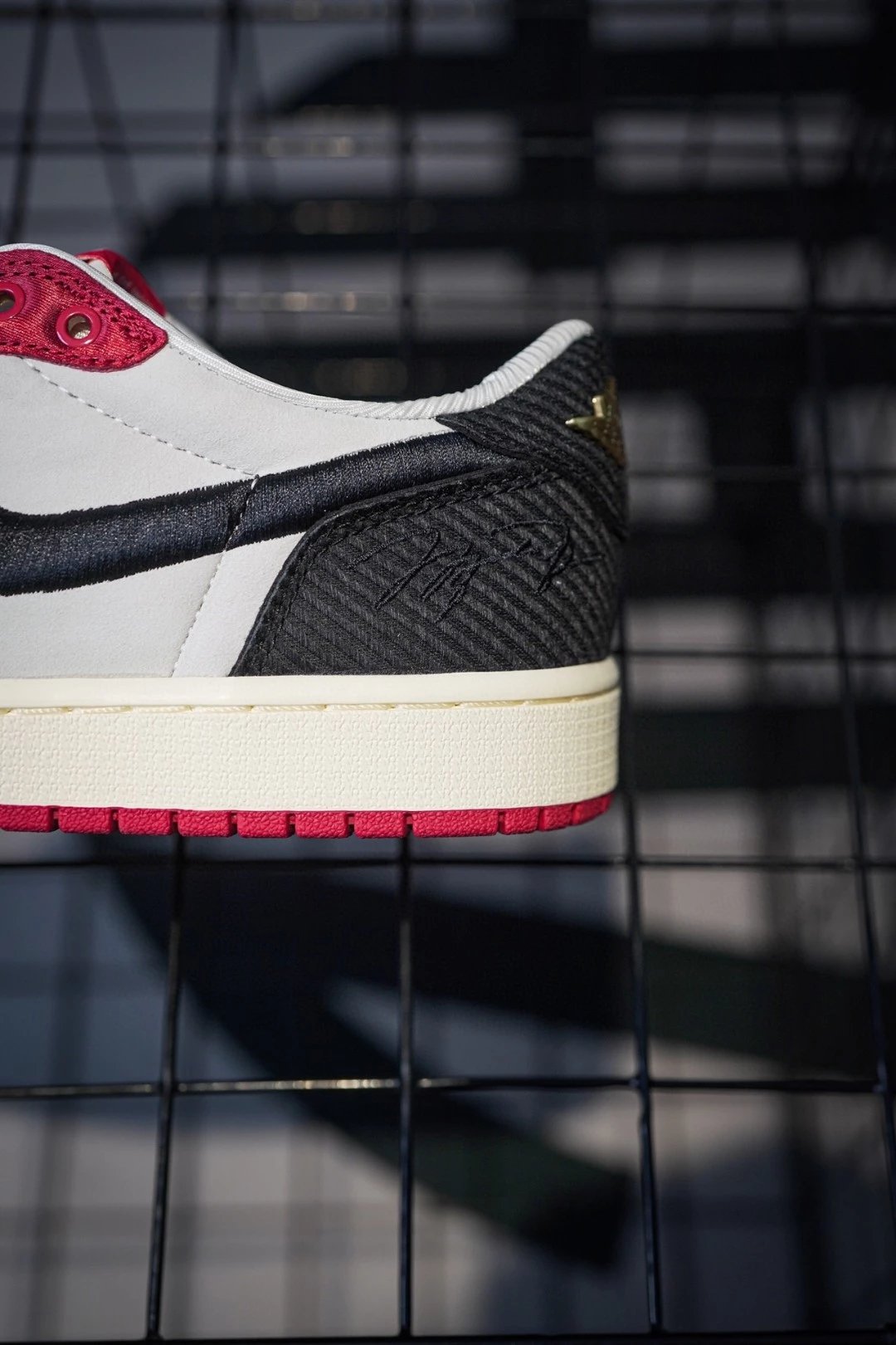 Sala de Troféus x Air Jordan 1 Low