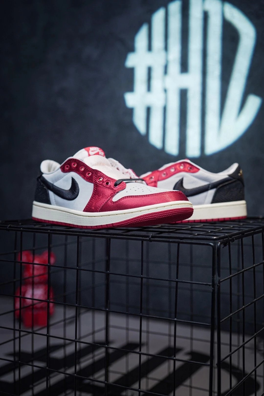 Sala de Troféus x Air Jordan 1 Low