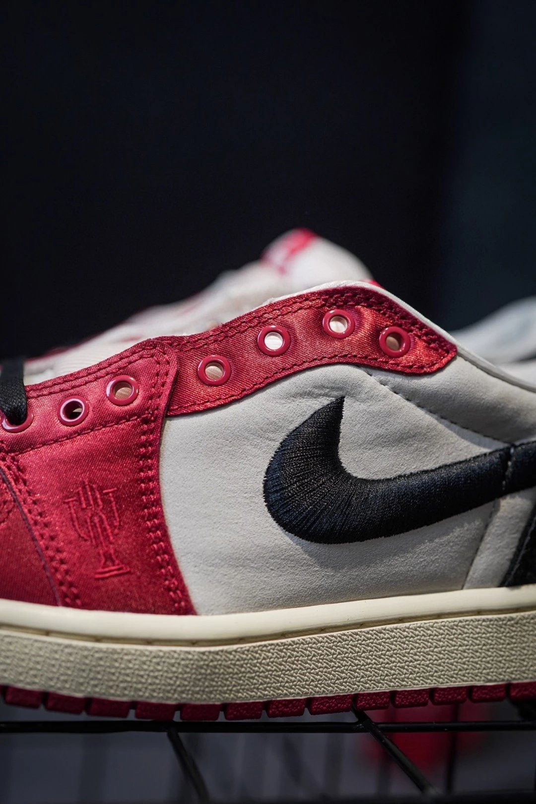 Sala de Troféus x Air Jordan 1 Low