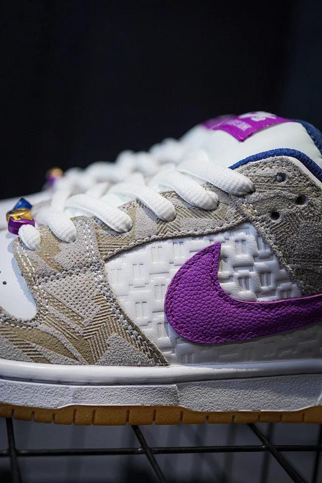 Rayssa Leal x Nike SB Dunk Low Pure Platinum/Deep Royal Blue-Gum For Sale