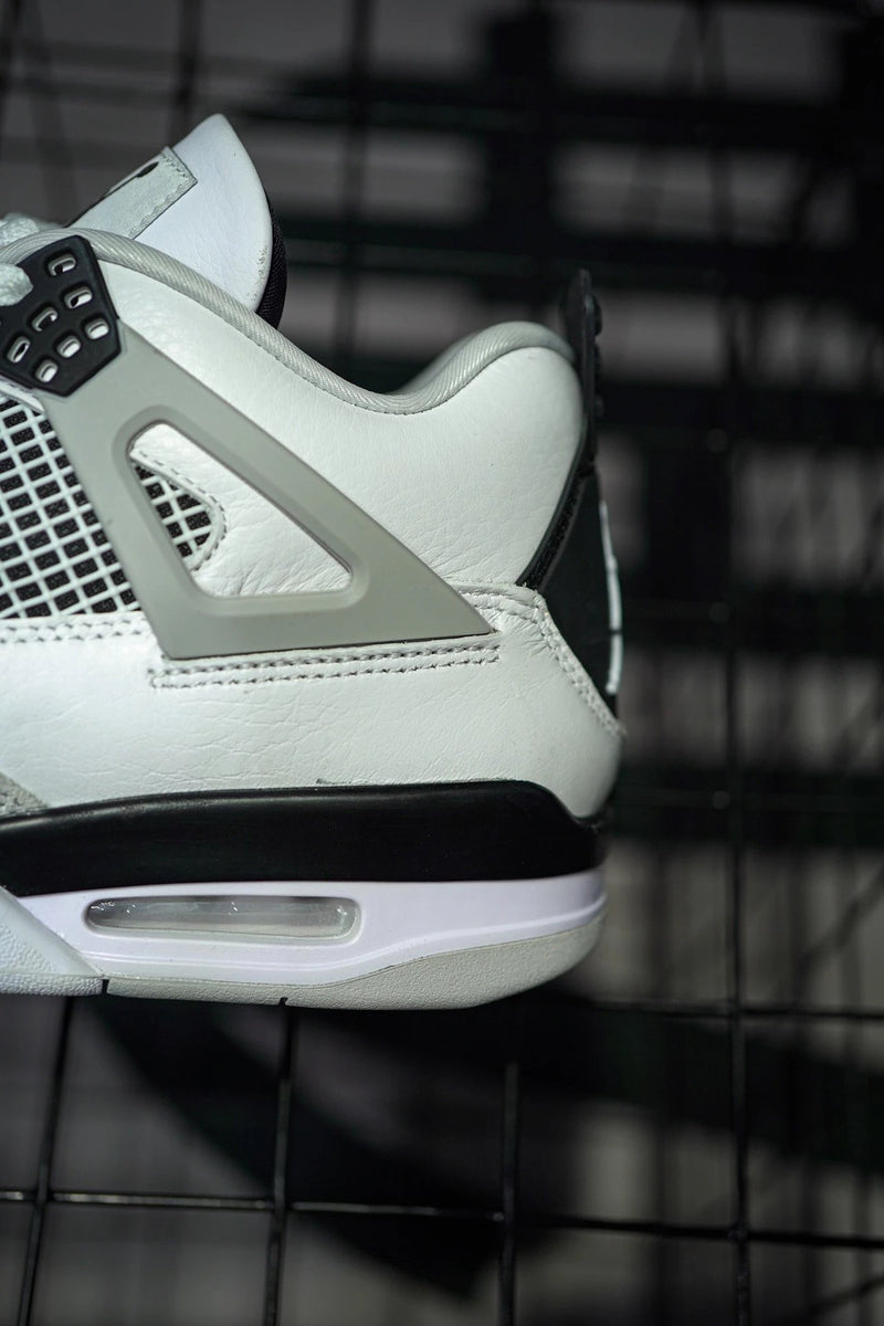 Air Jordan 4 "Military Black" Little White Cement