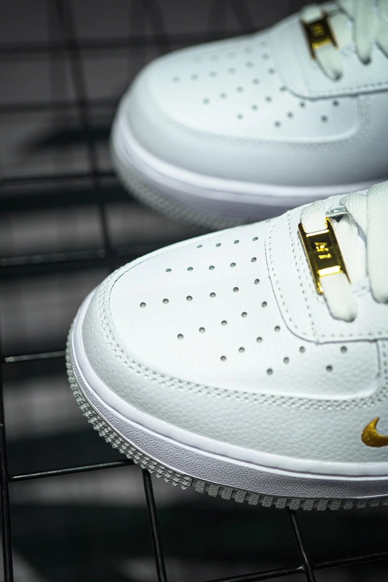 Nike Air Force 1 Low Grey Gold Hook 40º Aniversário