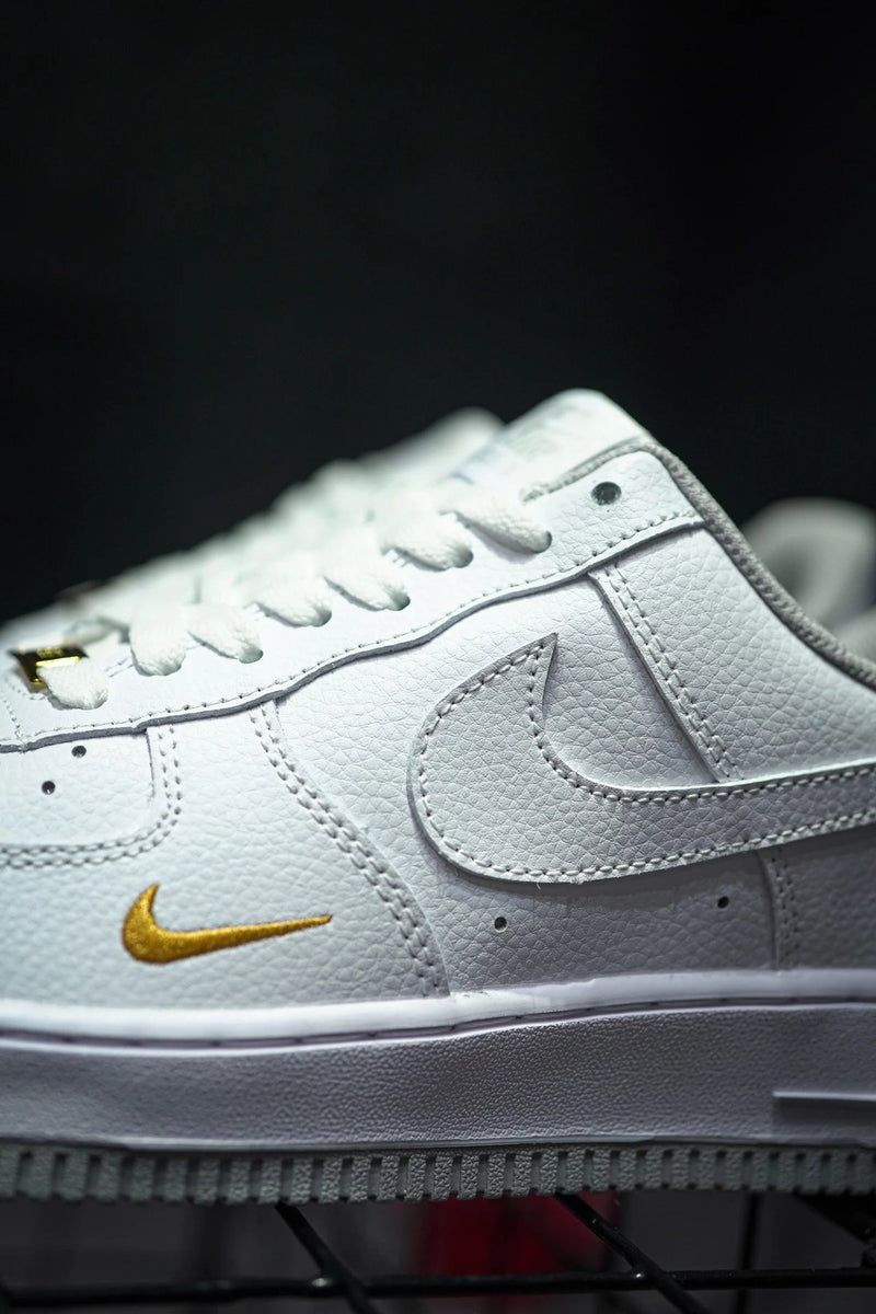 Nike Air Force 1 Low Grey Gold Hook 40º Aniversário