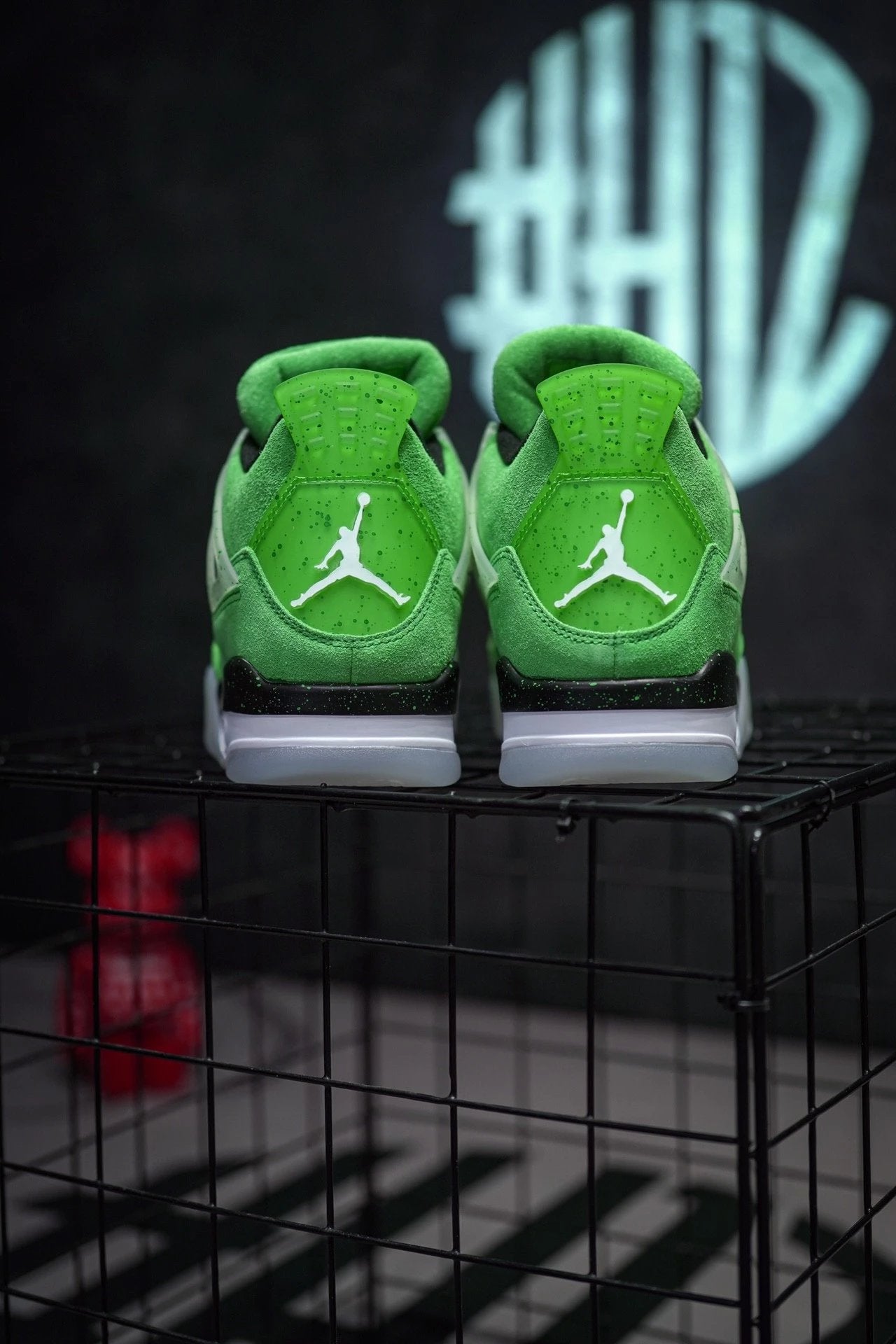 Jordan 4 "Mark Wahlberg"