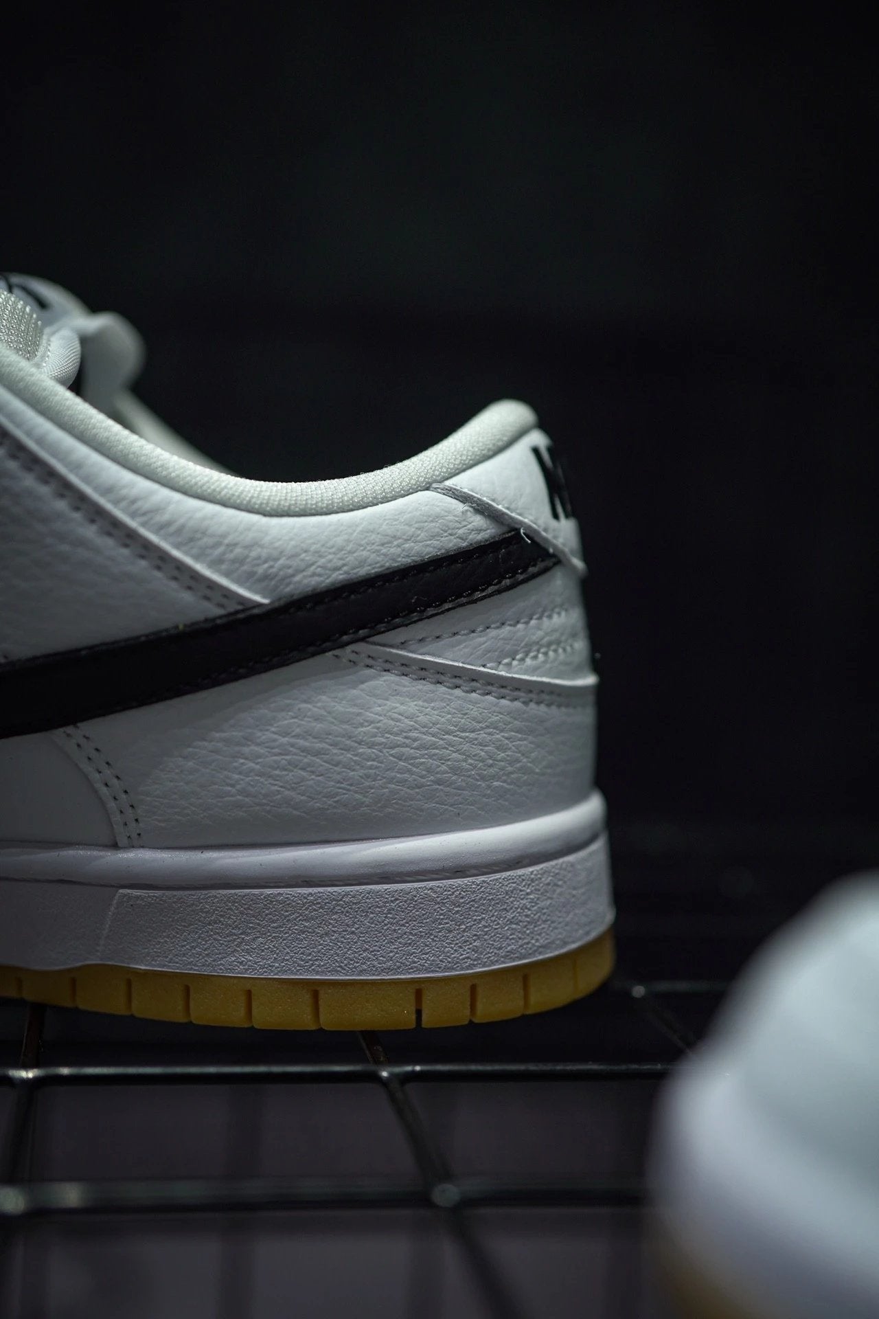 Nike SB Dunk Low Pro lso "White Gum"