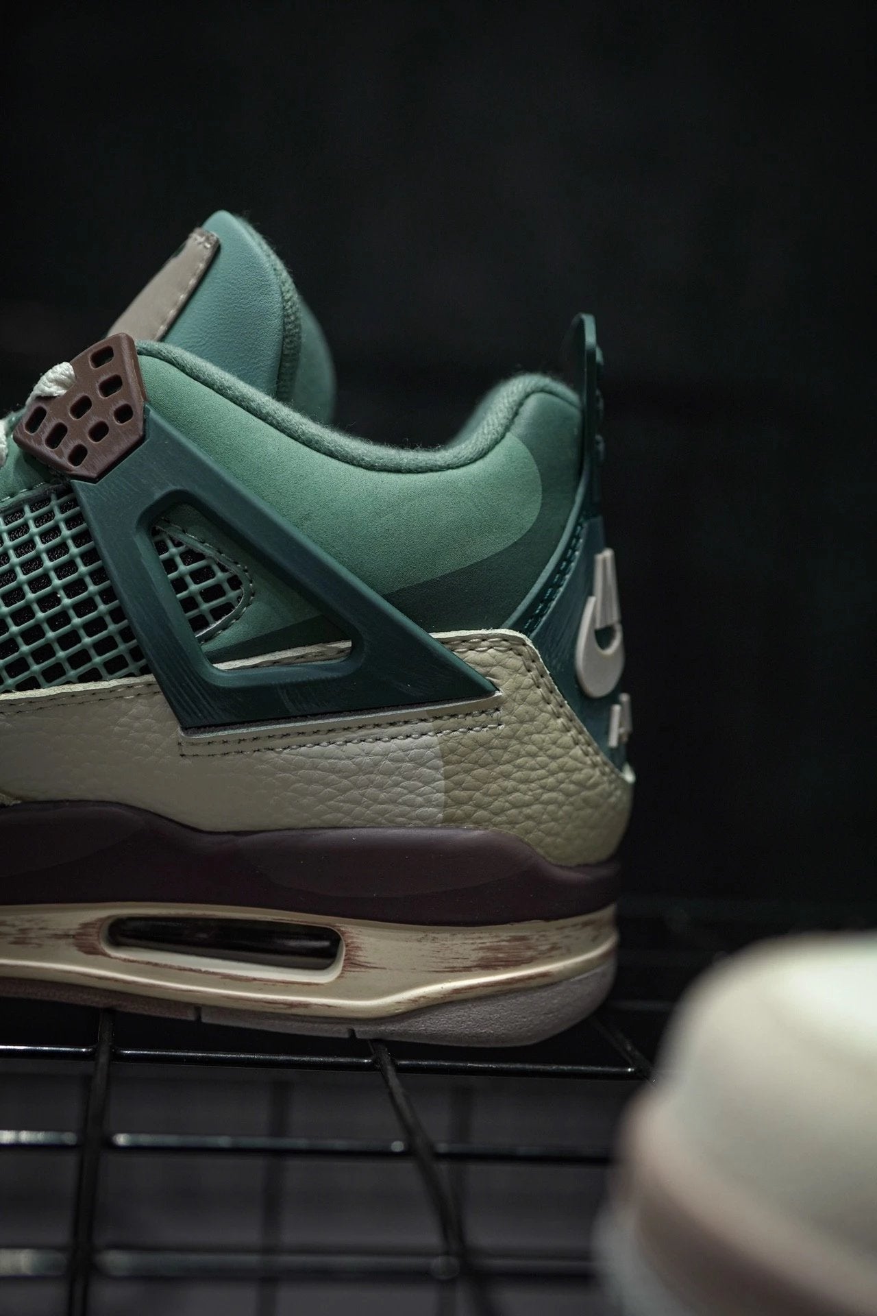 Jordan 4 "Snorlax"
