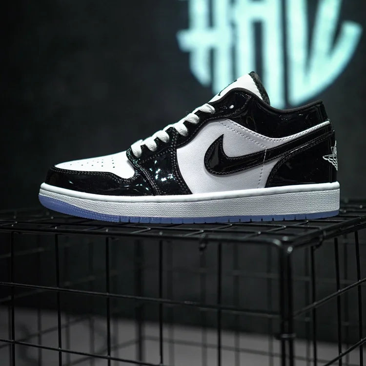 Jordan 1 Low "Concord" Preto & Branco