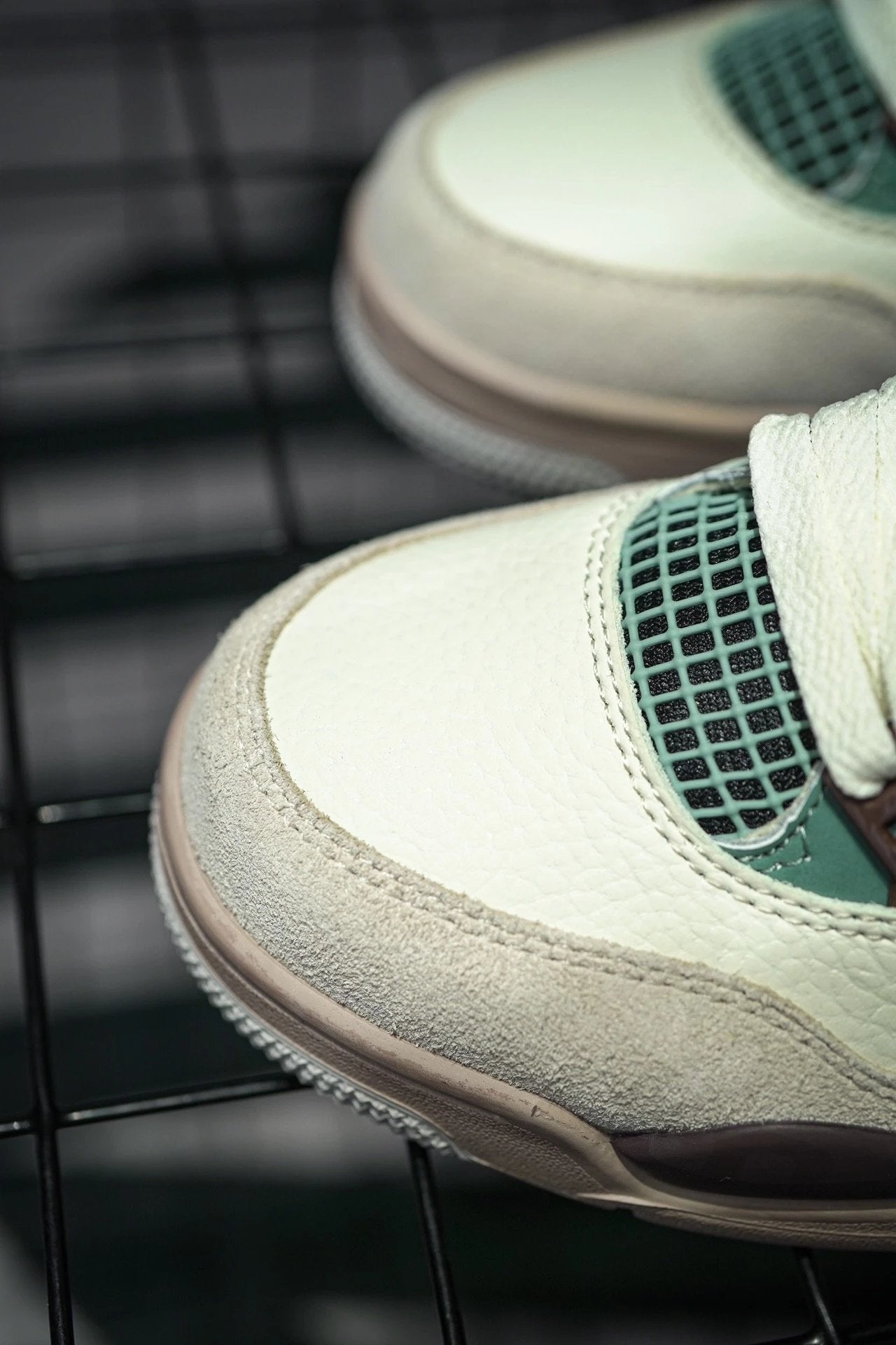 Jordan 4 "Snorlax"