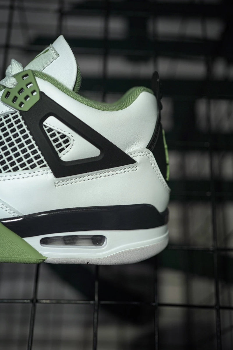 Jordan 4 "Oil Green"