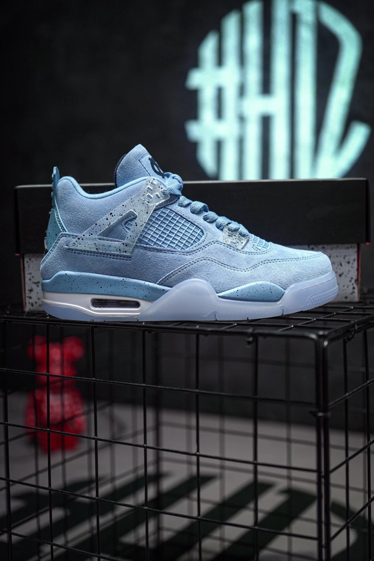 Jordan 4 PE "UNC" North Carolina Blue
