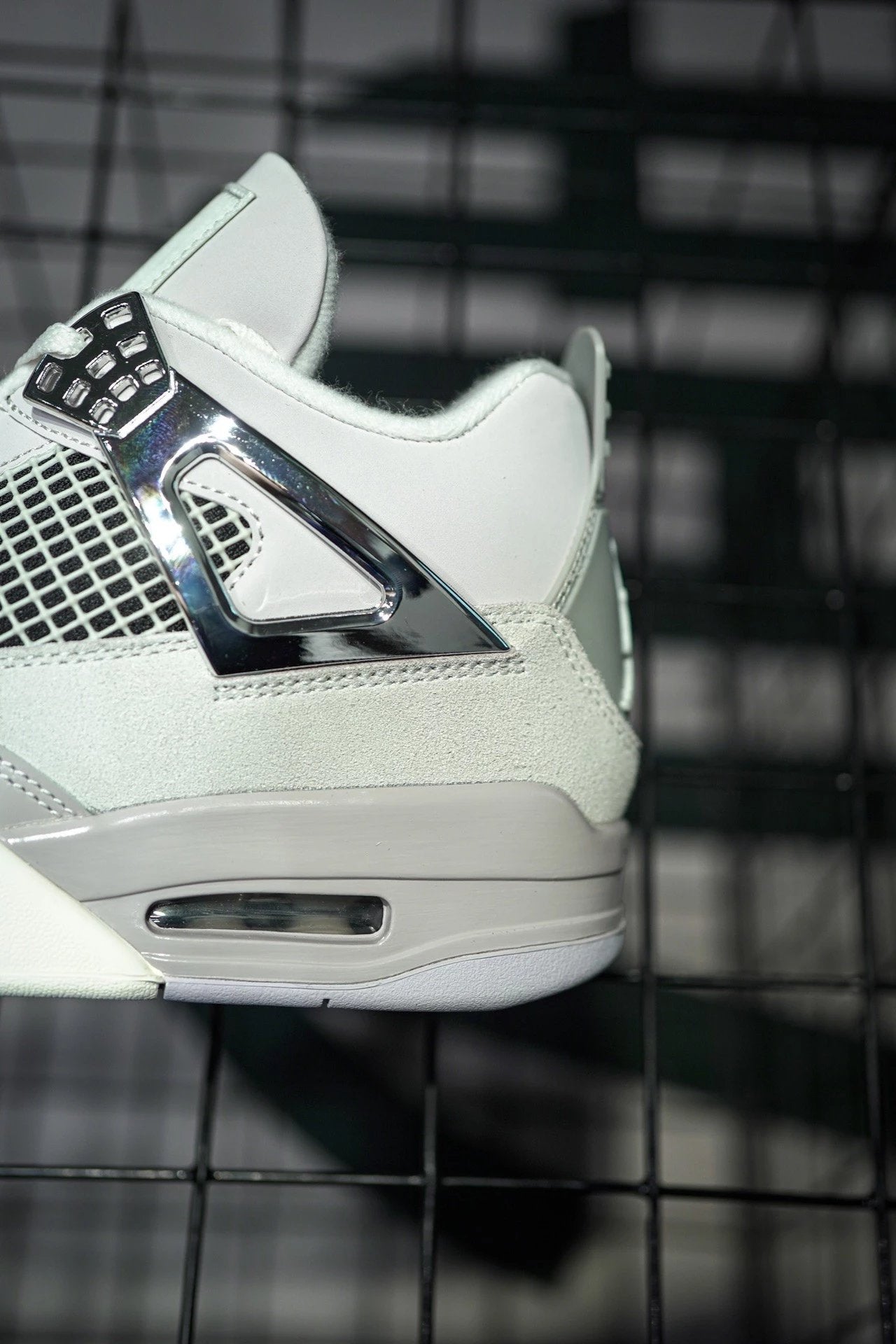 Jordan 4 "Light Iron Ore"